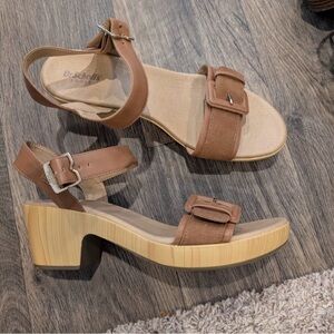 Dr. Scholl's Tan Strappy Sandals